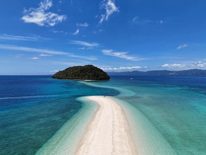 BonBon Beach Sandbar