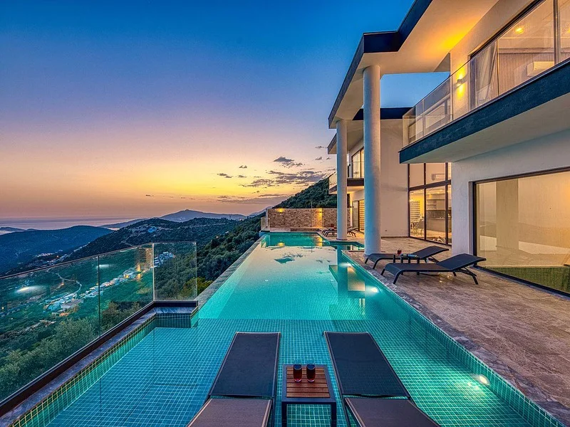private-pool-villa-four-seasons-style