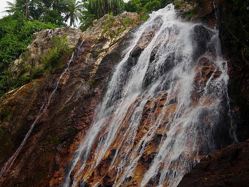 Na muang waterfall koh samui
