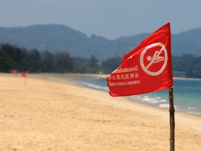 Safety red flag