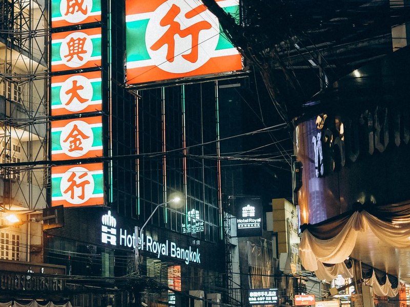 Bangkok nightlife safety street